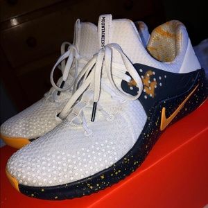 Nike Free TR 8 “West Virginia”